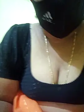 teddy-143 online show from September 28, 2025, 6:15 pm