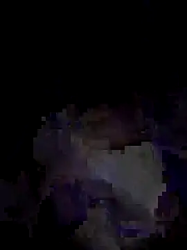 teddy-143 online show from April 19, 2026, 4:52 pm