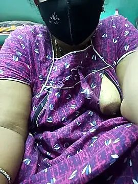 Snapshot of teddy-143 chatting on December 4, 2025, 6:40 pm teddy-143 online show from December 4, 2025, 6:40 pm