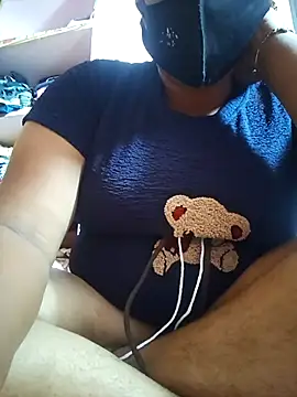 Snapshot of teddy-143 chatting on February 15, 2026, 7:42 am teddy-143 online show from February 15, 2026, 7:42 am