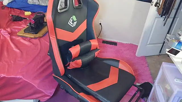 sugahfreeee online show from December 21, 2025, 5:20 am