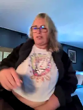 Canadian BBW online show from June 11, 2026, 2:47 pm