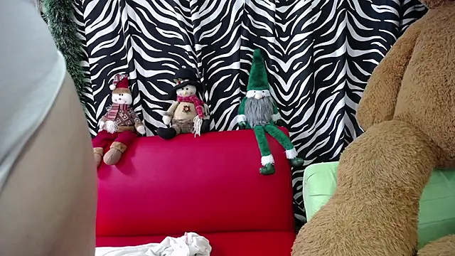 Snapshot of mia_beatles chatting on January 6, 2026, 4:22 pm mia beatles online show from January 6, 2026, 4:22 pm