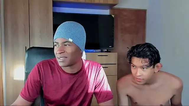 CrissBrownxxx online show from June 1, 2026, 12:05 pm
