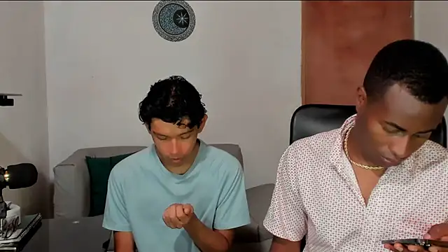 CrissBrownxxx online show from February 14, 2026, 5:13 pm