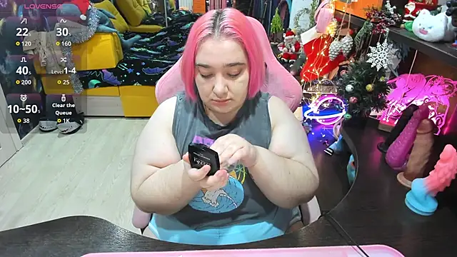 Softie Sofy online show from January 7, 2026, 4:06 am