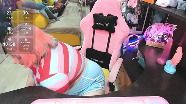 Softie Sofy online show from April 9, 2026, 2:35 am