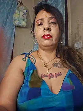 cute-tanvi online show from December 18, 2025, 1:33 am