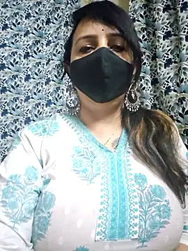 cute-tanvi online show from January 8, 2026, 11:55 pm