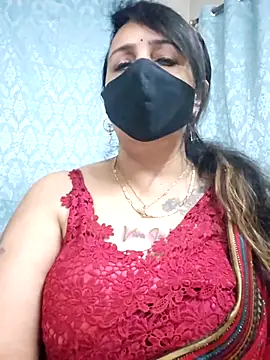 cute-tanvi online show from December 19, 2025, 1:09 am