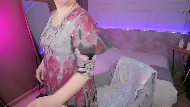 Snapshot of CarmenSoft chatting on May 16, 2026, 10:36 am CarmenSoft online show from May 16, 2026, 10:36 am