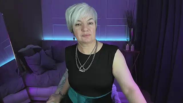 CarmenSoft online show from February 24, 2025, 2:51 am