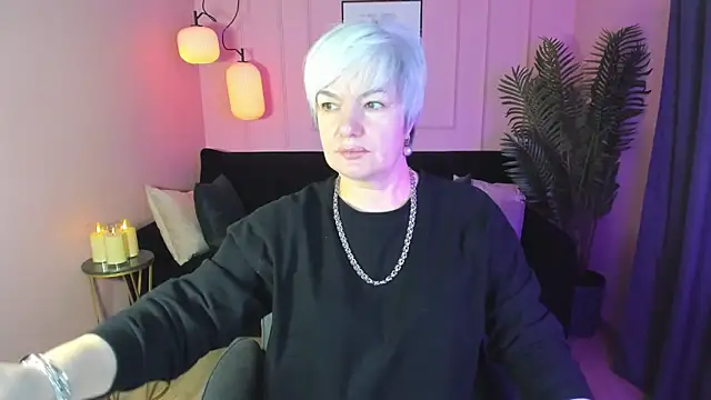 CarmenSoft online show from February 21, 2025, 8:49 pm