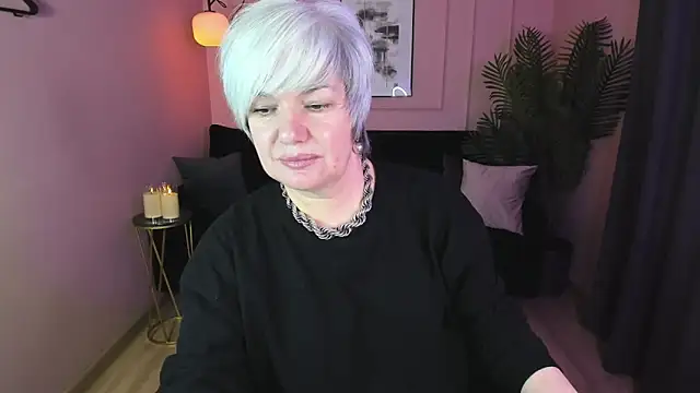 CarmenSoft online show from February 8, 2025, 9:04 pm