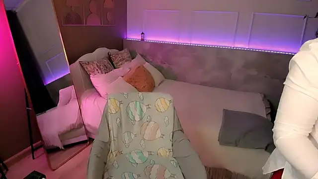 Snapshot of CarmenSoft chatting on May 25, 2026, 9:08 am CarmenSoft online show from May 25, 2026, 9:08 am