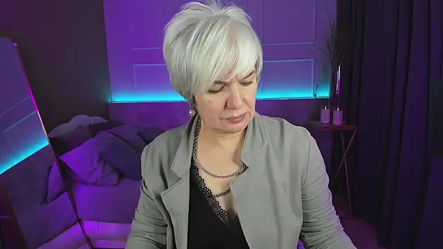 CarmenSoft online show from March 14, 2025, 11:43 pm