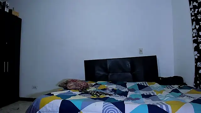 ares sexxx online show from February 8, 2026, 12:36 pm