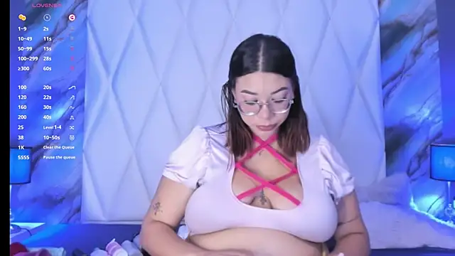 DanniaMonroee online show from July 22, 2026, 11:34 am