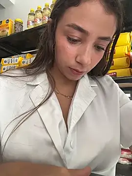 Snapshot of Hall_16 chatting on February 24, 2026, 5:14 pm Hall 16 online show from February 24, 2026, 5:14 pm