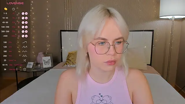 bellatip online show from September 21, 2025, 12:38 am