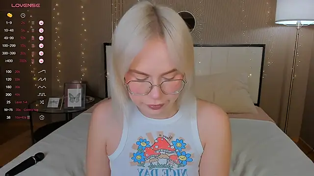 bellatip online show from October 27, 2025, 12:55 am