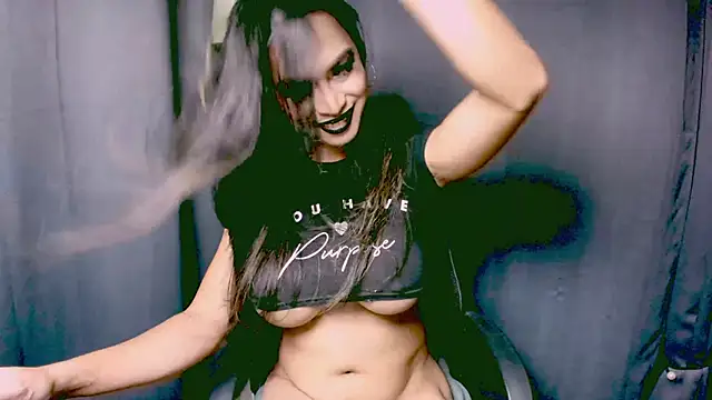 Snapshot of XXsexylongcockXX chatting on January 4, 2025, 1:52 am XXsexylongcockXX online show from January 4, 2025, 1:52 am