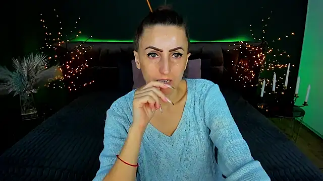 Snapshot of Rebecca_Diamond chatting on February 3, 2026, 6:40 am Rebecca Diamond online show from February 3, 2026, 6:40 am