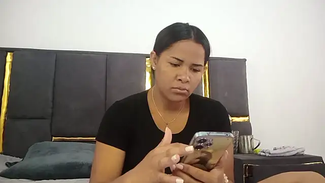 aleixane online show from November 17, 2025, 6:28 am