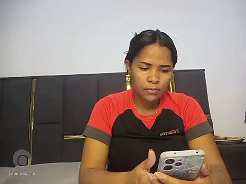 Snapshot of aleixane chatting on July 20, 2026, 1:24 pm aleixane online show from July 20, 2026, 1:24 pm