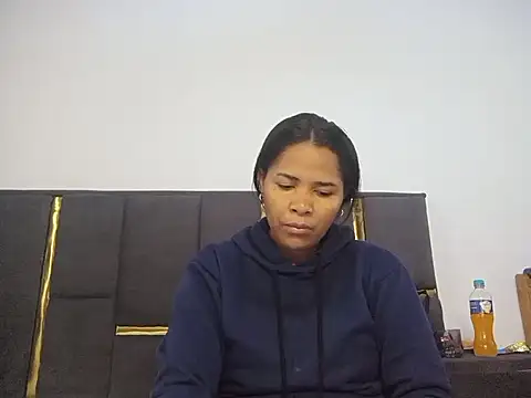 Snapshot of aleixane chatting on July 16, 2026, 7:49 am aleixane online show from July 16, 2026, 7:49 am