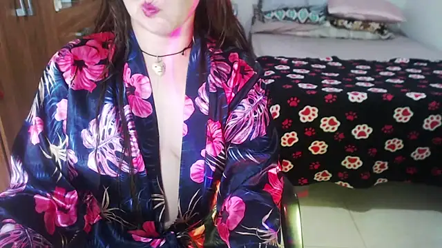 solamatista11 online show from May 28, 2026, 8:37 pm