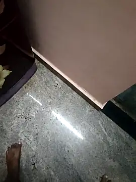 rameshmry1 online show from February 11, 2026, 10:42 pm