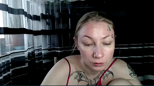 cold lollipop online show from November 20, 2025, 7:20 am