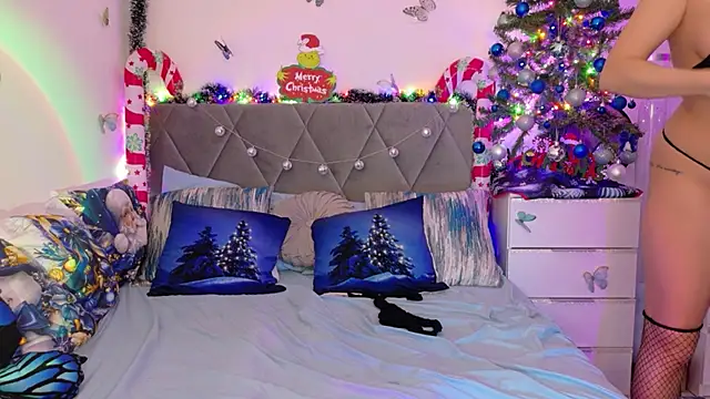 Snapshot of LexY- chatting on December 22, 2025, 9:26 pm LexY- online show from December 22, 2025, 9:26 pm