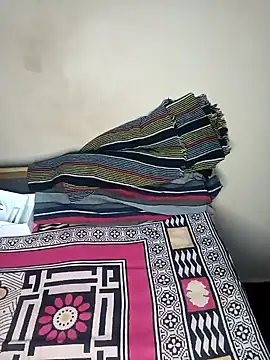 Sweet-Berry online show from January 20, 2025, 5:48 pm