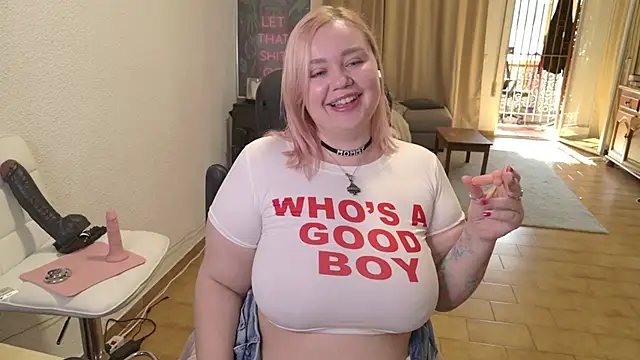 Snapshot of MargotGrey chatting on February 21, 2026, 9:11 am MargotGrey online show from February 21, 2026, 9:11 am