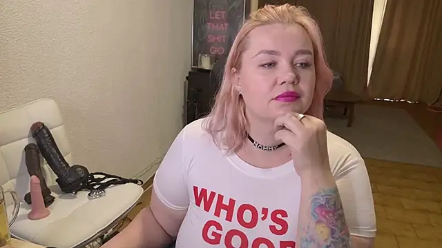 Snapshot of MargotGrey chatting on February 5, 2026, 11:06 am MargotGrey online show from February 5, 2026, 11:06 am