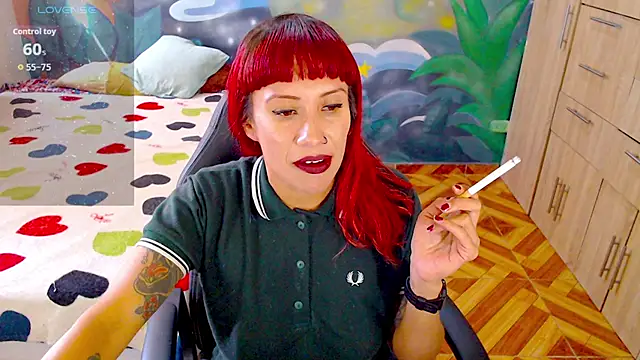 Eimy lorens online show from November 29, 2025, 5:57 pm