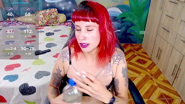 Snapshot of Eimy_lorens chatting on April 1, 2026, 8:28 pm Eimy lorens online show from April 1, 2026, 8:28 pm