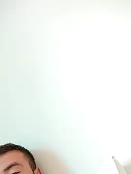 Snapshot of urielpereira chatting on November 4, 2025, 4:33 pm urielpereira online show from November 4, 2025, 4:33 pm