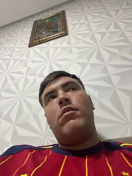 urielpereira online show from June 10, 2026, 12:56 am