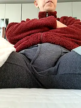 Snapshot of Ssk10N chatting on February 1, 2026, 11:58 pm Ssk10N online show from February 1, 2026, 11:58 pm