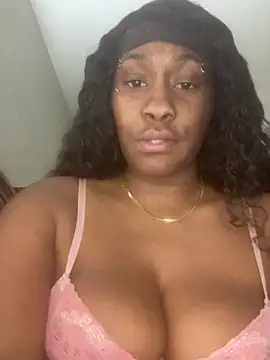 Snapshot of Foreignthababyy chatting on February 20, 2026, 8:16 am Foreignthababyy online show from February 20, 2026, 8:16 am