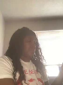 Snapshot of Foreignthababyy chatting on February 15, 2026, 3:33 pm Foreignthababyy online show from February 15, 2026, 3:33 pm