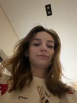 -AngelAri- online show from December 21, 2025, 9:15 pm