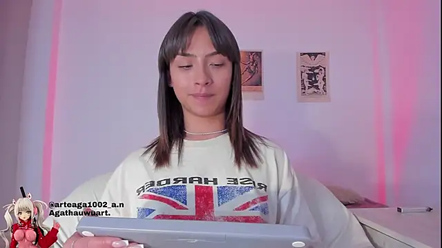 Moonlight1002 online show from November 8, 2025, 4:16 am