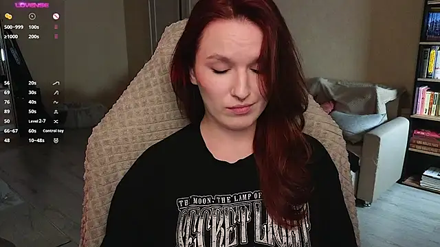 Val lava online show from December 4, 2025, 8:41 pm