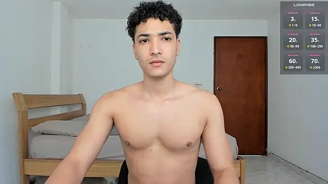 MitchellXD online show from December 30, 2024, 3:02 pm