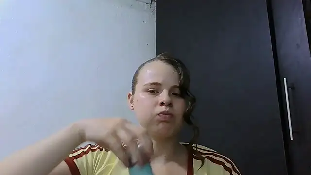 HellenMiyer1111 online show from March 26, 2026, 3:10 pm