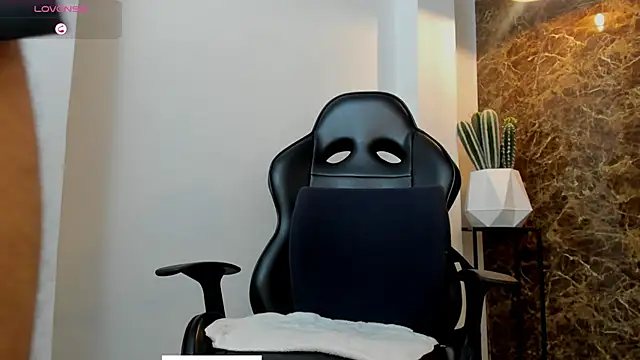 Petesevans online show from November 24, 2025, 1:22 pm